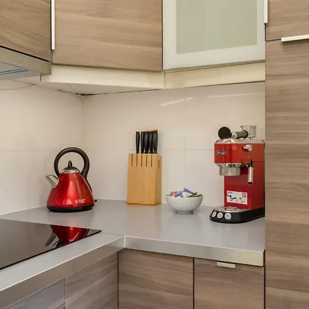 Apartment Spacerowa Modern By Renters